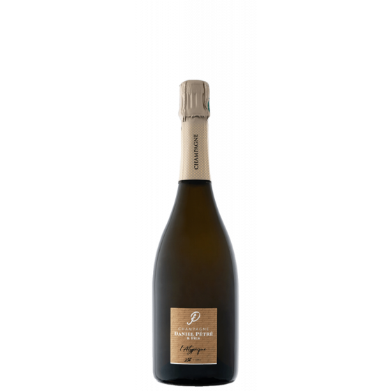 Bouteille de champagne gastronomique Cépages rares & anciens: l'Atypique Champagne Daniel Pétré & Fils